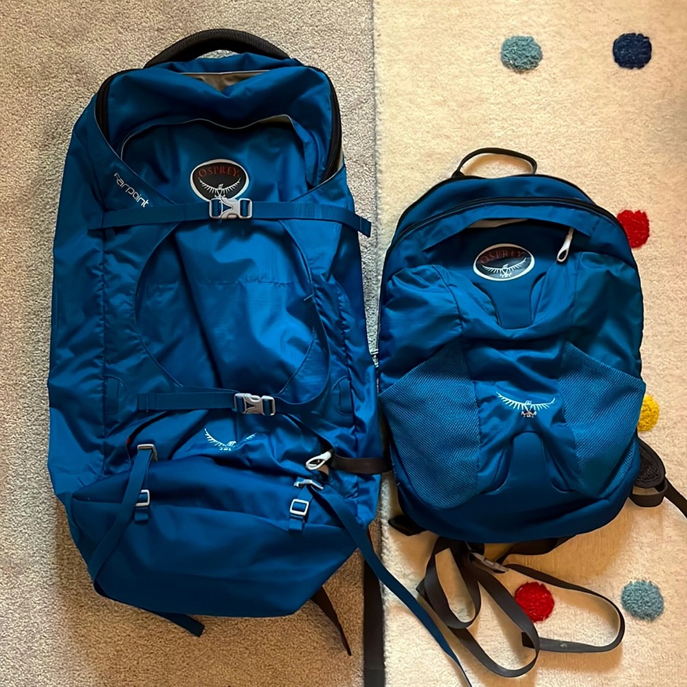 Osprey Farpoint Hiking Pack and Backpack, like new
